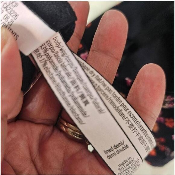 NWT Victorias Secret Sexy Tee Push-Up Bra Black Butterfly 38DD - Picture 7 of 8